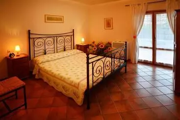 Bed and Breakfast Villa Etruria Guest House