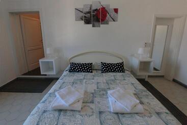 تختخواب و صبحانه Magnolia Comfort & Rooms