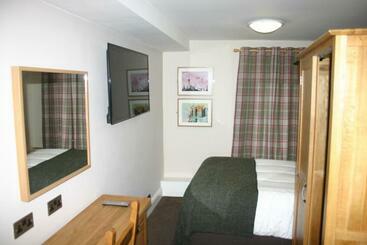 בית מלון כפרי Station