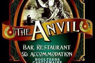 The Anvil Bar B&b