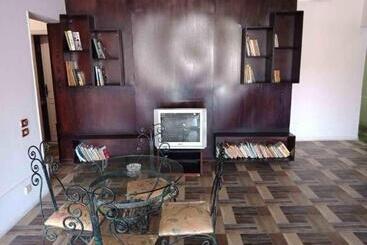 هاستل Invitation