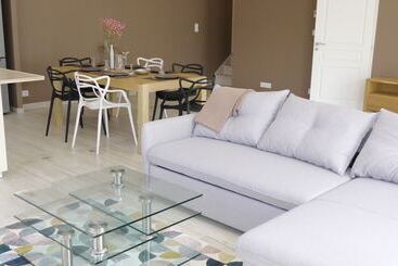 Отель Le Square