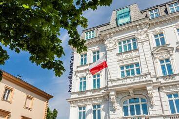בית מלון כפרי Indigo Warsaw Nowy świat, An Ihg