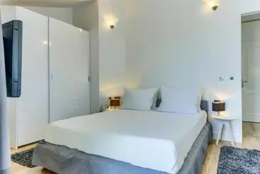 Hotelli Riva Kaštela With Swimming Pool