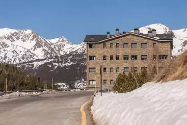 آپارتمان Pierre & Vacances Andorra Sunari Peretol