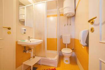 Hostel Marinero Adults Only