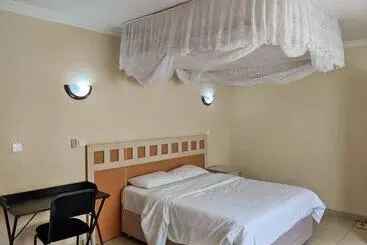 Pensão Home Up Guest House