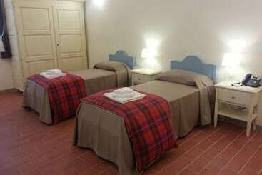 Hotell Agriturismo Il Frantoio Di Colle Alberto