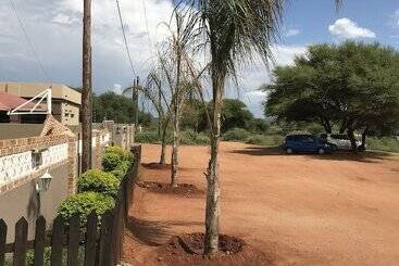 بنسيون Overflow Guest House