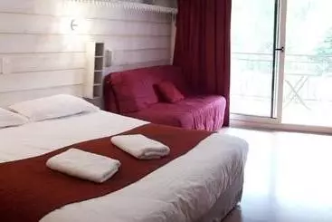 ホテル Le Mont Barral