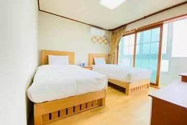 Billions Motel