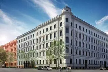 Grand Poet Hotel And Spa By Semarah