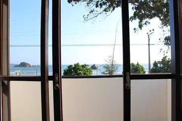 Отель Kaori Cafe And Villa