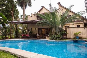 تختخواب و صبحانه Le 159