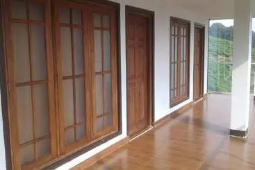 هتل Kirula Green
