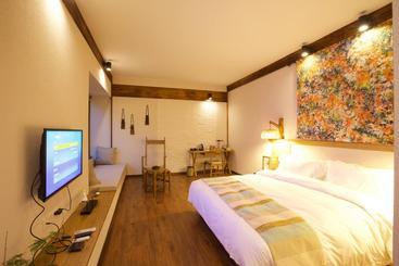 호텔 A·plus Boutique