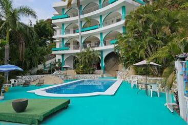 هتل Casa Costa Brava