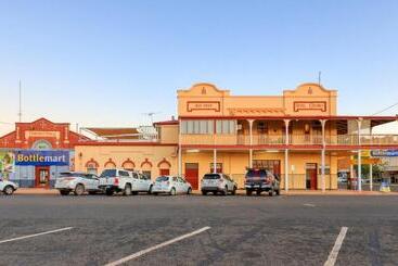 בית מלון כפרי Corones