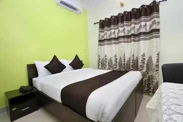 Hotel Oyo 5635 Ash Berry
