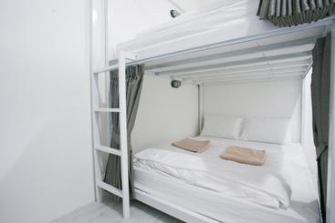 The Street Hostel Koh Lipe