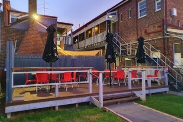 Royal Hotel West Wyalong