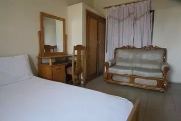 Vakantie-appartementen Jap Hotel Limited