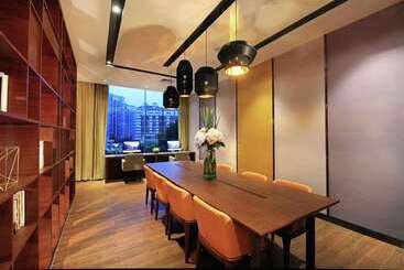 Hotel Hampton By Hilton Guilin Lingui