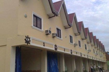 Hotel D Mariners Inn