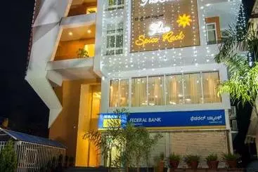 Hotel The Cocoon