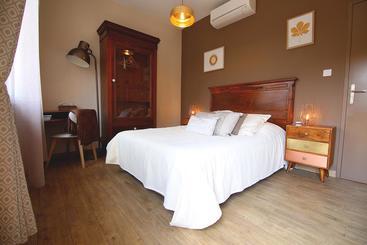 تختخواب و صبحانه Maison D Hôtes "l Atelier"