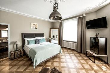 هتل The Yard Zürich