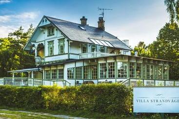 בית מלון כפרי Villa Strandvagen