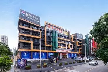 Vienna Hotel Shenzhen Bao An Xin An