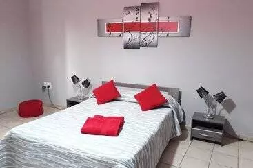 تختخواب و صبحانه Luxury Room In The South Of Malta