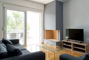 Maison
Elvita Spata Luxurius Villa