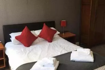 Hostelli The Red Lion