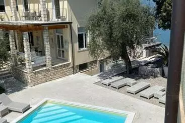 ホテル Baia Dei Pini