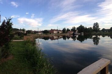 호스텔 Auberge Du Cheval Blanc Logis