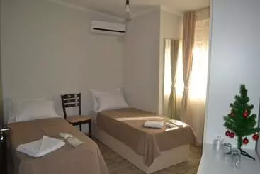 هتل Rustaveli 36