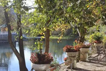 هتل Ada Blagaj