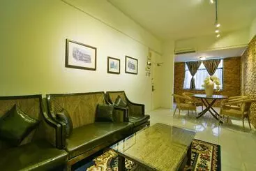 Aparthotel Ohana House @7011