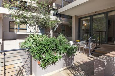 Жильё для туристов Adderley Terraces J10 By Ctha