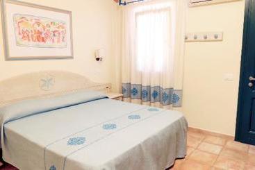 فندق Marina Rey Beach Resort