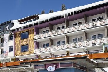 Hotel Alpina