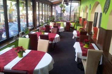 Hotel Centrum Harrachov