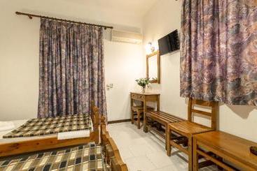 ホテル Studios Chrysafi