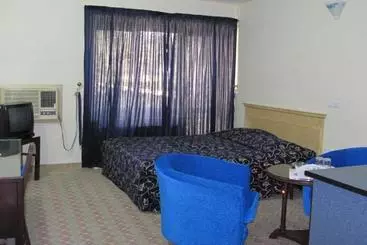Tourist Hotel Larestán