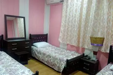 هتل Yaas Apartment