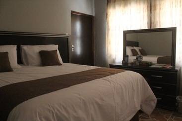 Majatalo Chief's Guest House