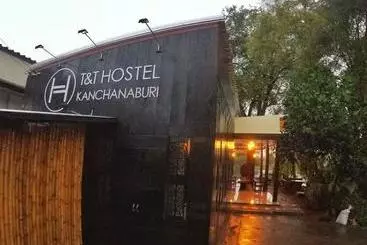T & T Hostel Kanchanaburi